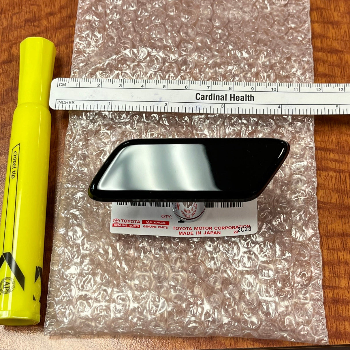 New | 2018-2021 LS500&Ls500h | Graphite Black | OEM Headlight/Headlamp Washer Cover/Cap | Lexus