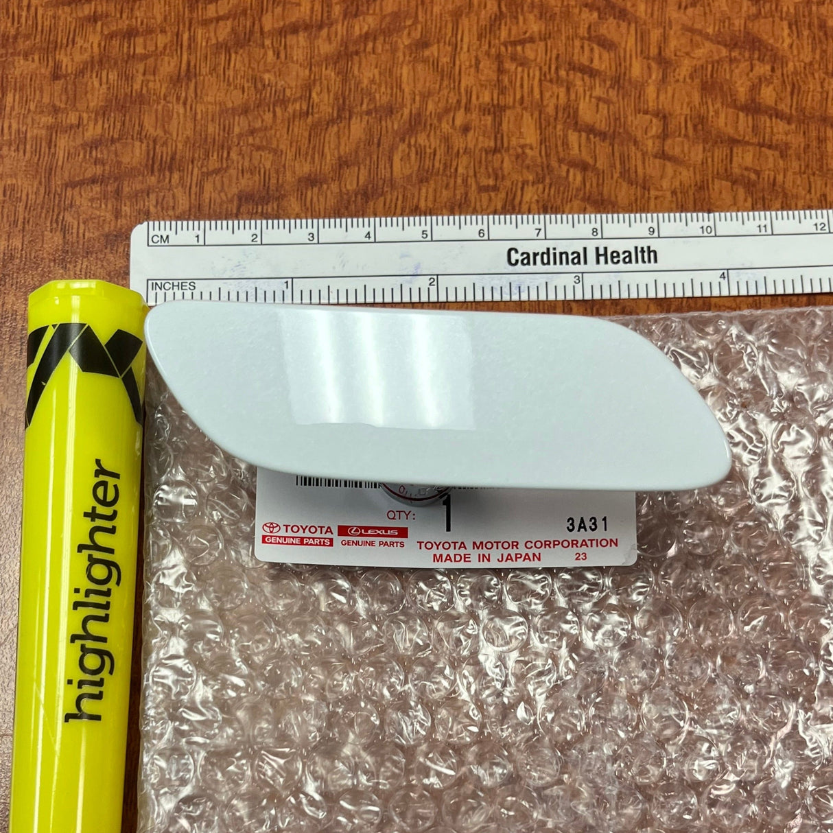 2015-2021 Land Cruiser | Súper blanco | Cubierta de tapa de parachoques delantero OEM | toyota