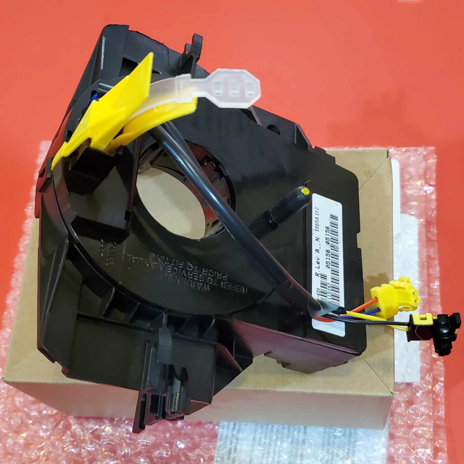 New | OE# 68339336AA | OVERNIGHT SHIPPING AVAILABLE | Clock