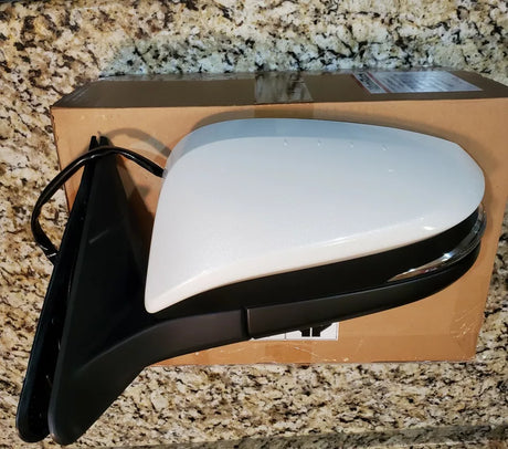 New | 2023-2024 4Runner | Blizzard White Pearl | CAMERA | Driver | Toyota | Side View Mirror
