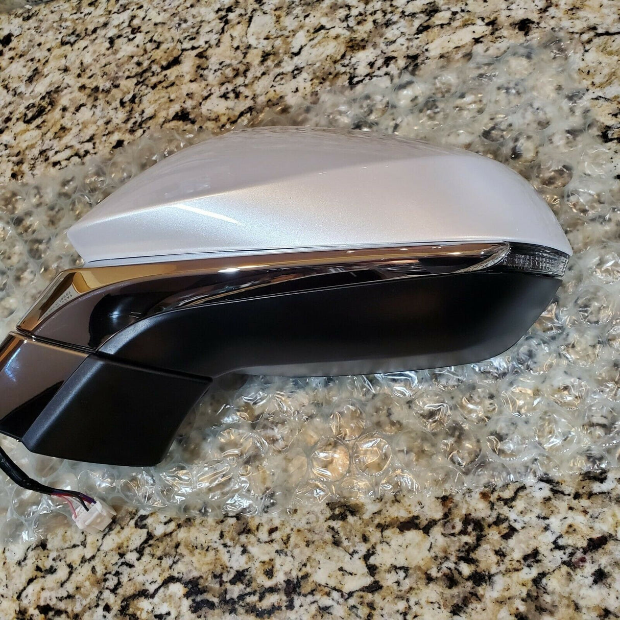 New | 2015-2017 NX200 t | Eminent White Pearl | Driver | Lexus | Side View Mirror | With Blindspot | NX200T