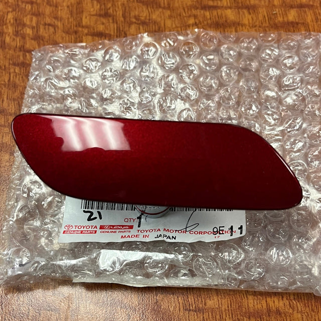 2020-2022 LS500&Ls500h | Matador Red Mica | OEM Headlight/Headlamp Washer Cover/Cap | Lexus